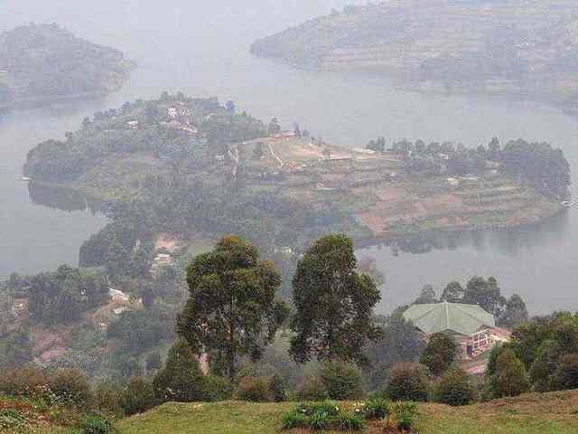 Lake Bunyonyi, Uganda